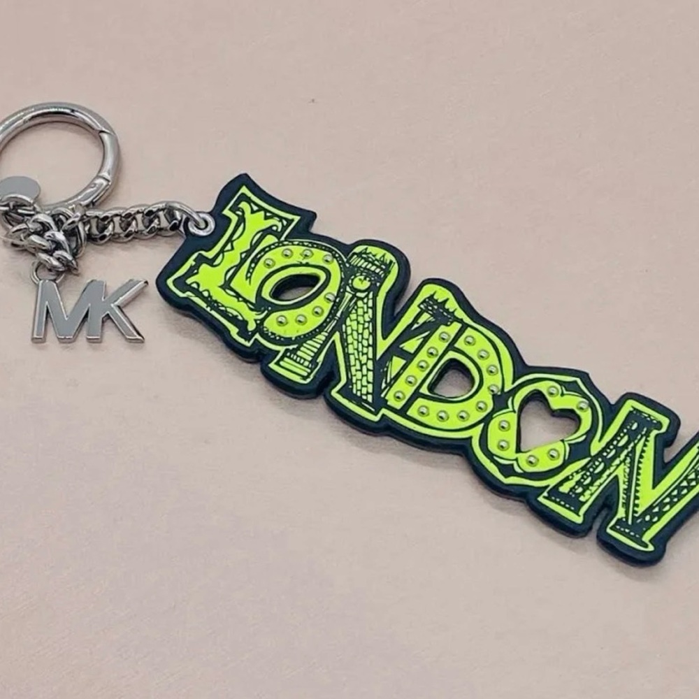MICHAEL KORS/MK LONDON NEON NOVELTY KEYCHAIN FOB/ vintage rare! 35F9SNZK2X - Picture 7 of 16